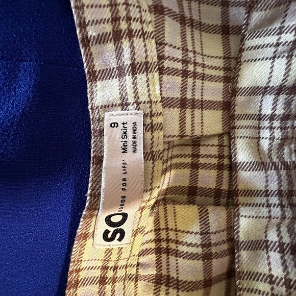 SO Tan Mini Skater Plaid Brown Skirt with Pleats - Picture 7 of 7